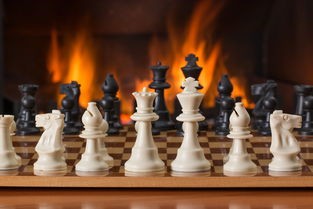 (战争棋盘策略类游戏)棋盘战争游戏是一种模拟战争策略的游戏，深受广大游戏爱好者的喜爱。本文将从多个角度对棋盘战争游戏进行分析介绍，并提出相关问题，同时附上常见问答和参考文献。
