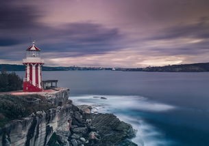 (海沙风云人物)海沙风云是一部充满悬疑和冒险元素的小说，故事的开头引人入胜，主角在一片茫茫大海中醒来，发现自己身处一个陌生的世界。那么，他是谁？这个问题的答案，不仅关乎主角的命运，也牵动着整个故事的发展。以下，我们将从多个角度对这个关键问题进行分析介绍，并提出一些常见问答。